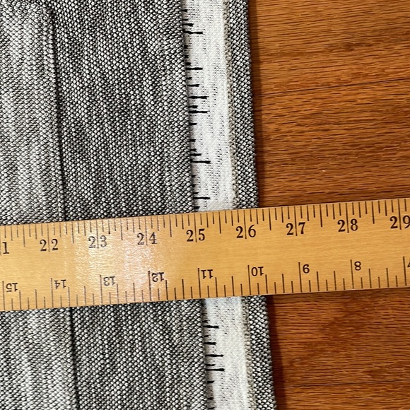 The North Face Woman Size Large Popover Gray Hoodie Kangaroo Pocket Long Sleeve - Picture 9 of 12